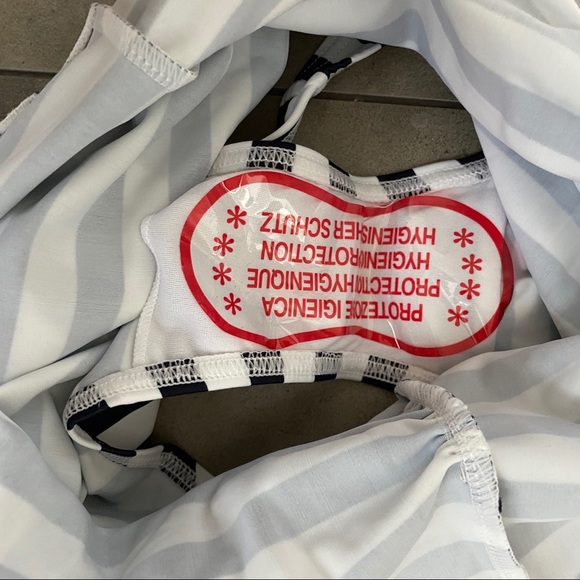 SOLD NEW ASOS mamalicious striped maternity swim - Picture 7 of 8